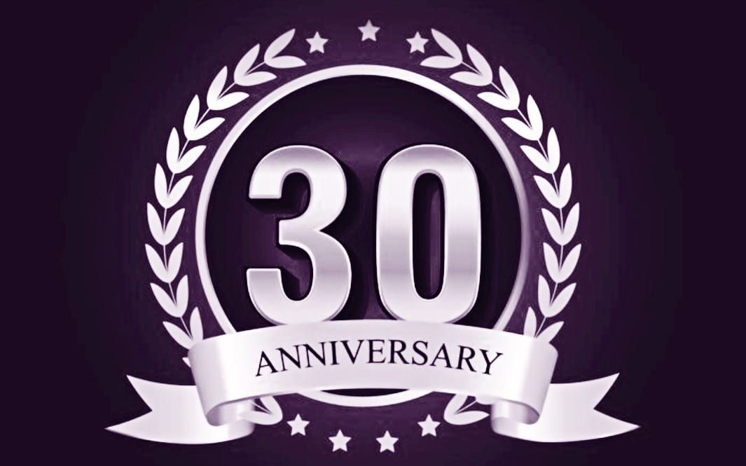 Anniversary logos. 30th Anniversary. 30 Anniversary. Ответ Anniversary. 90 Anniversary.