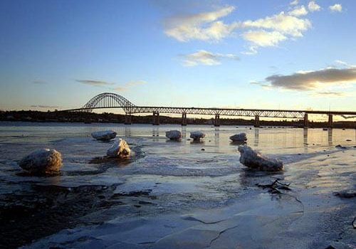 "Mini-burgs" on the Mighty Miramichi River. Photo by Jeff Pendlebury.