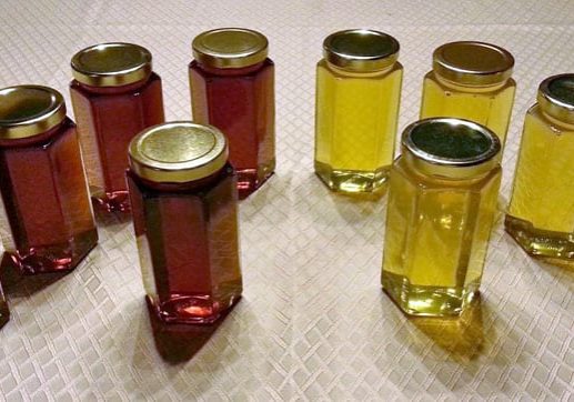 bees-honey-jars